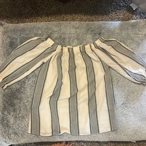 Bishop and young off shoulder top